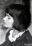 Татьяна Лебедева (Маврина), начало 1920-х гг. Фоторепродукция Татьяны Шепелевой
