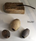 Точильный камень, игла (XIV в.; алевровит, железо) и грузила рыболовные для волоковых сетей (XVI-XIX вв.; керамика)