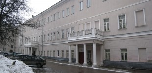 Здание Нижегородской консерватории, бывшая резиденция епископа Дамаскина. Фото Татьяны Шепелевой. 21 февраля 2014 года