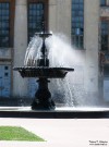 Бывший ярмарочный фонтан, перенесенный на площадь перед Дворцом им. В.И. Ленина. Фото Татьяны Шепелевой. 2010 год