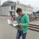На фоне нижегородского планетария. Автор Царькова Вероника