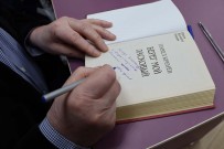 IX Международный литературный фестиваль им. Максима Горького — в библиотеках Канавина. Раздача автографов. Библиотека им. М.Е. Салтыкова-Щедрина. 8 октября 2025 года