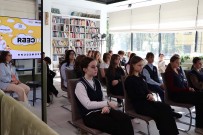 ''Проект ''Найти себя'' ''. Старшеклассники школы № 168 — будущие предприниматели, творцы и лидеры, слушают реальные истории успеха. ЦРБ им. Ф.М. Достоевского. Ноябрь 2025 года