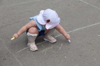 Фестиваль ''Нам улыбается детство''. Тяга к творчеству - чуть не с пеленок! Площадь им. О. Шарадзе. 1 июня 2025 года