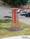 Красная башня - макет шуховской башни перед зданием Музея истории ВМЗ. Фото из окна музея Татьяны Шепелевой