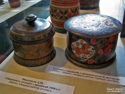 Солонки. 1920-е гг. Дерево, токарная работа, темпера, роспись