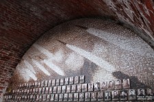 ''Наша Победа''. Триптих в технике FrameUnite Art в Нижегородском кремле. Автор Игорь Пшеницын. Правая часть - реактивный миномет ''Катюша''. Фрагмент