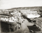 Московское шоссе (ныне ул. Советская). Вид с каланчи здания Макарьевской полицейской и пожарной части. Слева – дом Н.А. Бугрова.