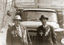 Антонин Николаевич Полозов (слева) на встрече с однополчанами. Фото из домашнего архива А.Н. Полозова