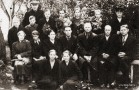 Петр Никитич Зыряев (сидит, третий справа) с коллегами и учениками